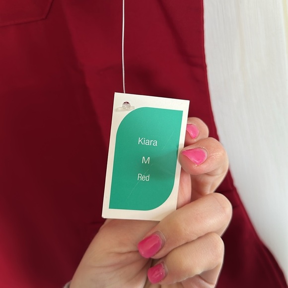 NWT Mint Red Nurse Scrub top size medium - Picture 3 of 4